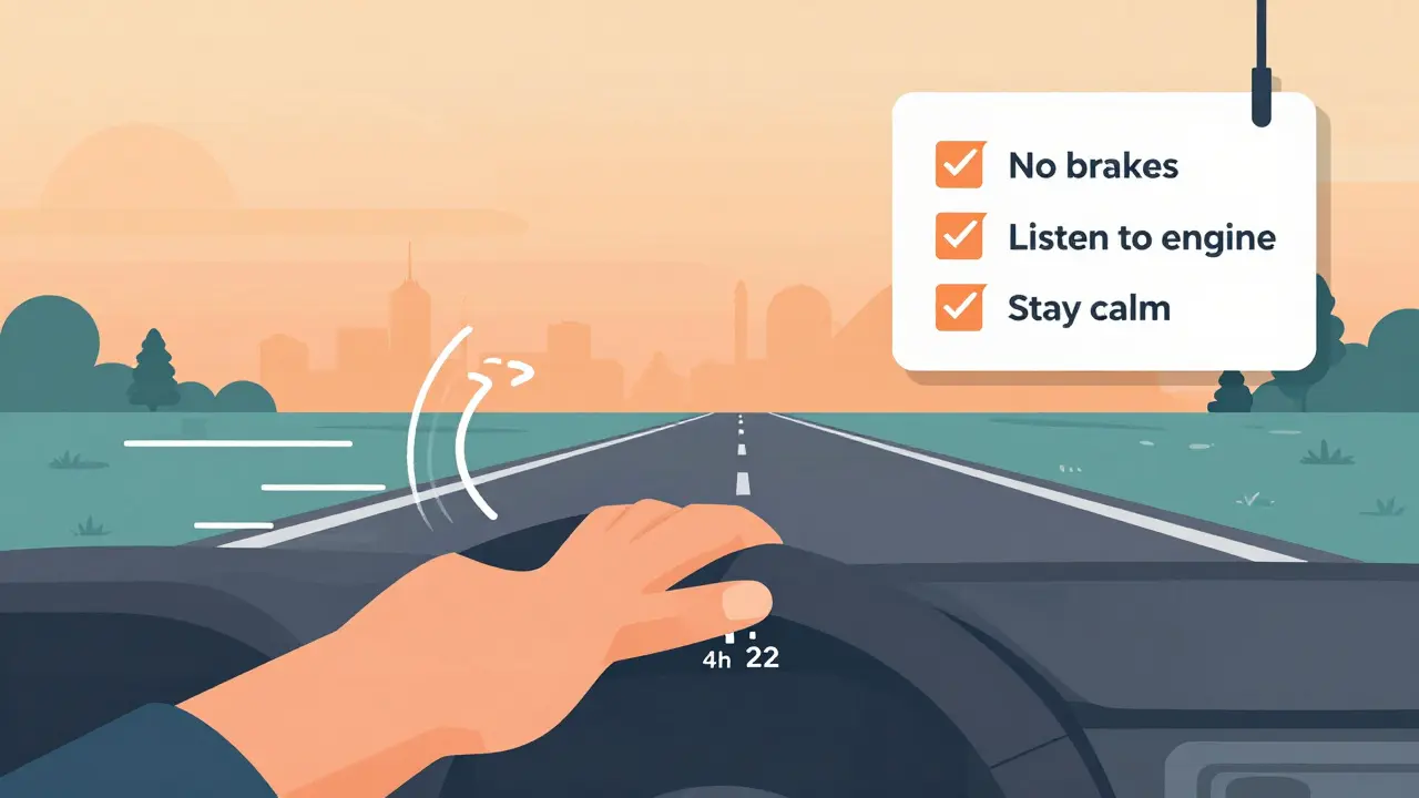 Водитель тренируется на ровной дороге, переключая передачи и слушая звук двигателя